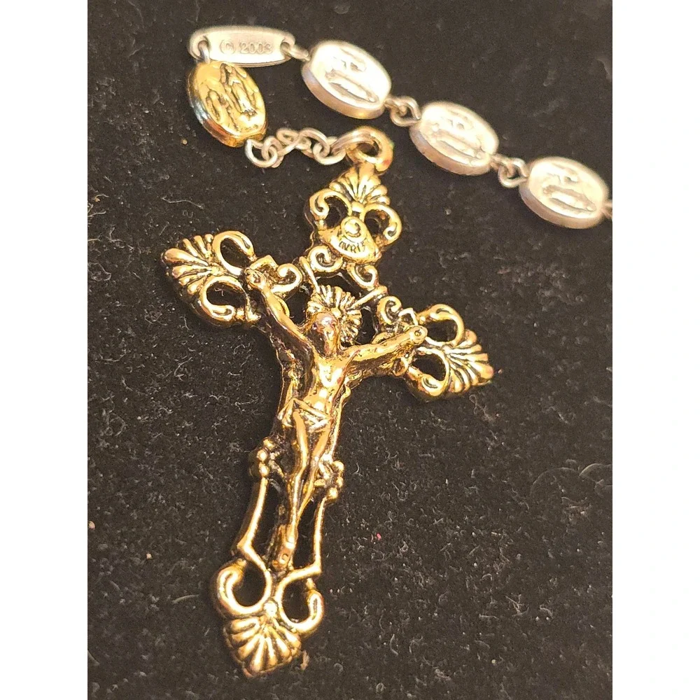 Vintage Ghirelli 2 Tone Religious Rosary Necklace 2003 Lourdes Water Crucifix 22